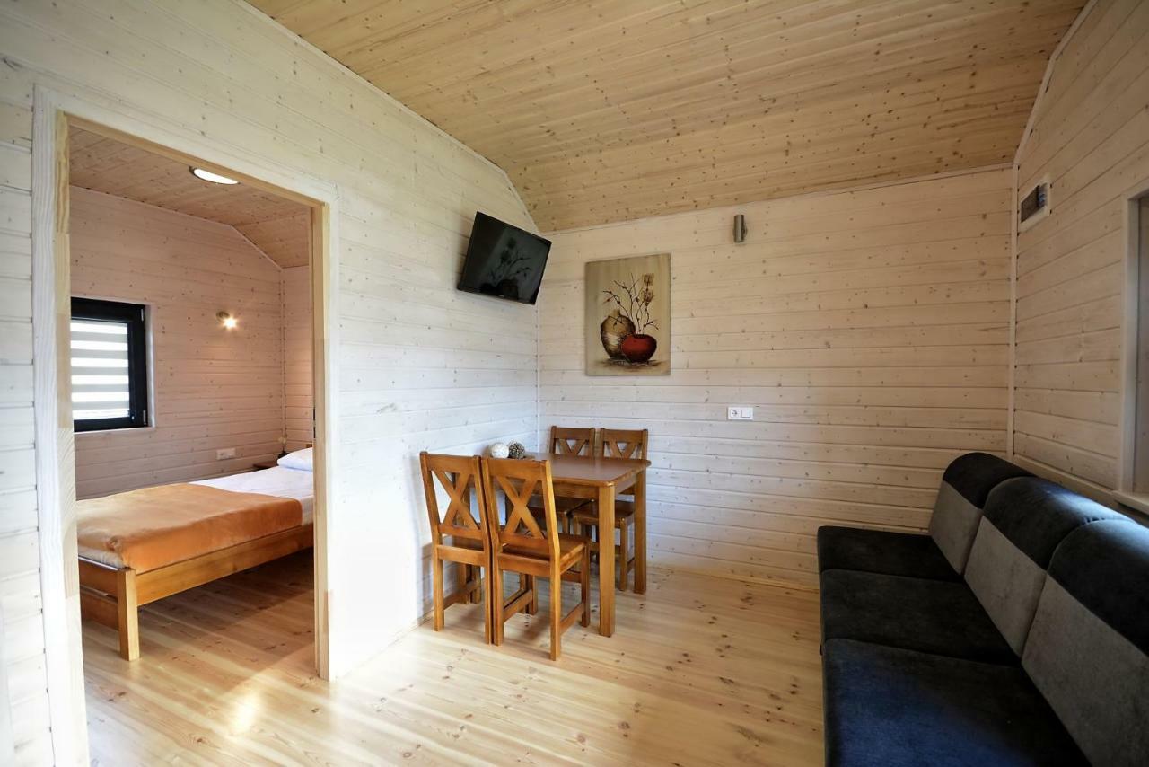 Bursztynowo Domki Letniskowe Ostrowo  Extérieur photo